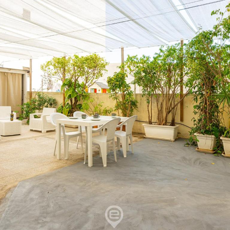 Estay - Via Roma Retreat - Two-Bedroom Apartment with Terrace - 33