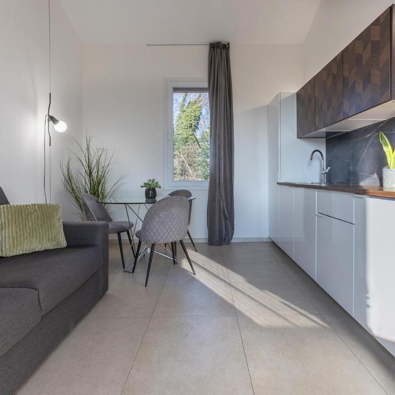 Suite Home Ferrara - Camera Quadrupla Deluxe - 16