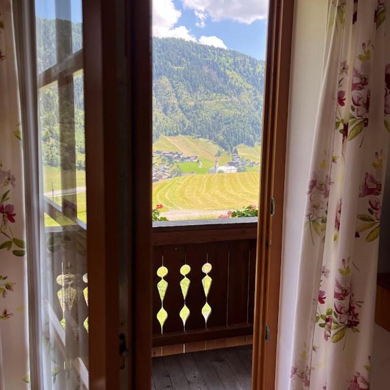 Guggenbergerhof - Doppelzimmer mit Bergblick - 2