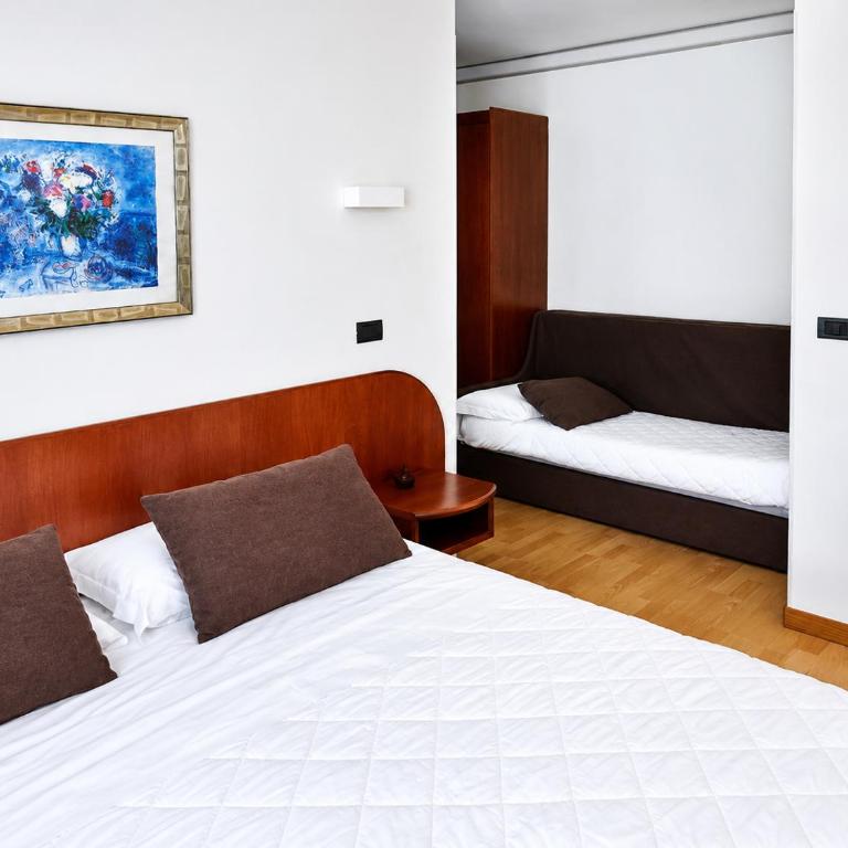 Hotel Falcone - Camera Familiare - 7