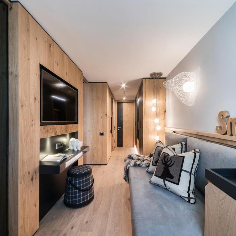 Majestic Hotel - Junior Suite - 1