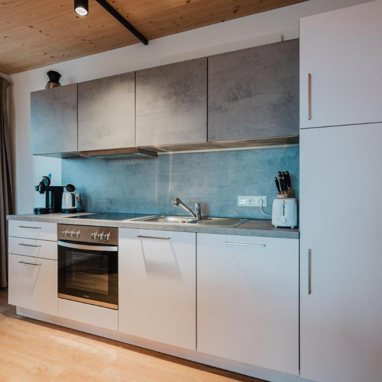 Ferienwohnung Penthouse XL - Apartment mit 3 Schlafzimmern, Balkon und Terrasse - 2