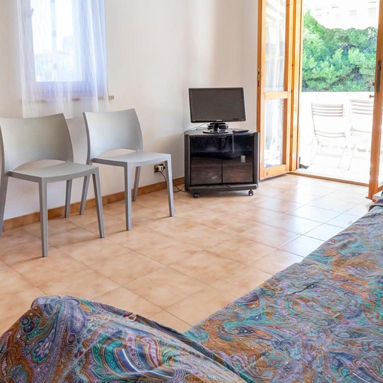 M371 - Marcelli, delizioso trilocale con terrazzo - Appartamento con 2 Camere da Letto - 11