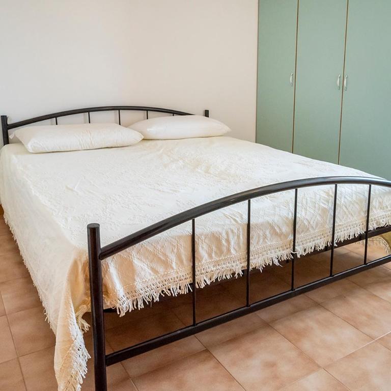 M371 - Marcelli, delizioso trilocale con terrazzo - Appartamento con 2 Camere da Letto - 23