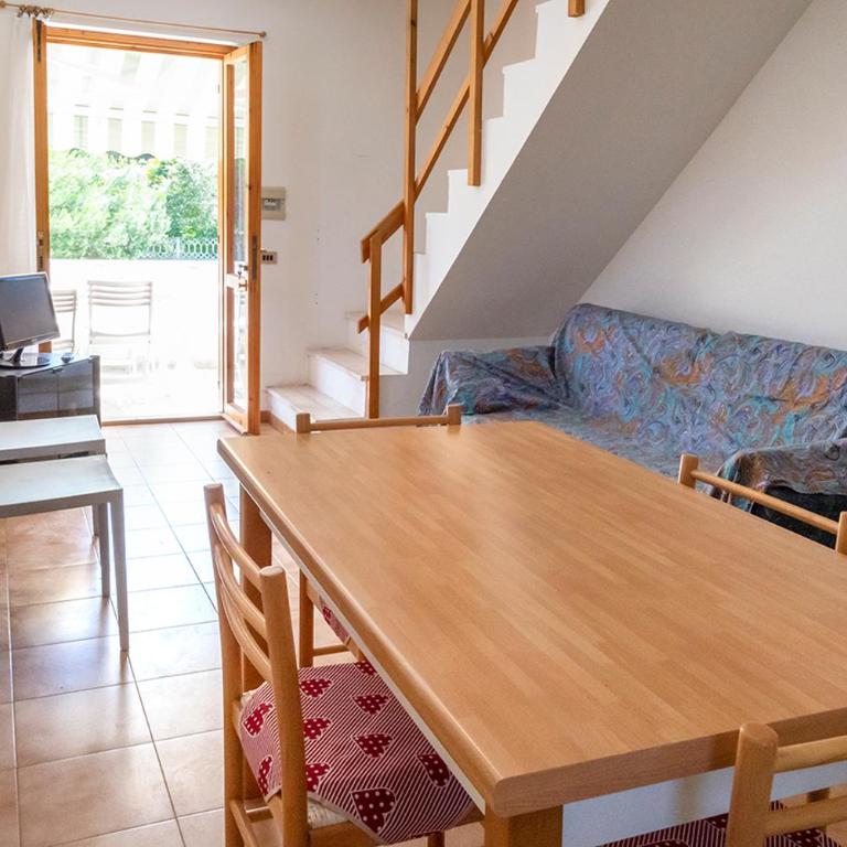 M371 - Marcelli, delizioso trilocale con terrazzo - Appartamento con 2 Camere da Letto - 13