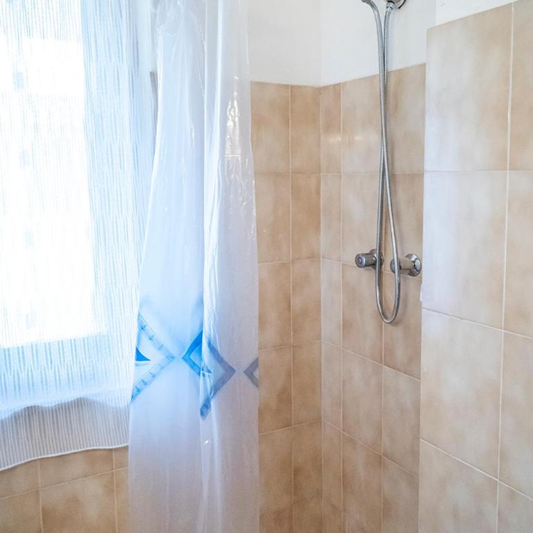 M371 - Marcelli, delizioso trilocale con terrazzo - Appartamento con 2 Camere da Letto - 31
