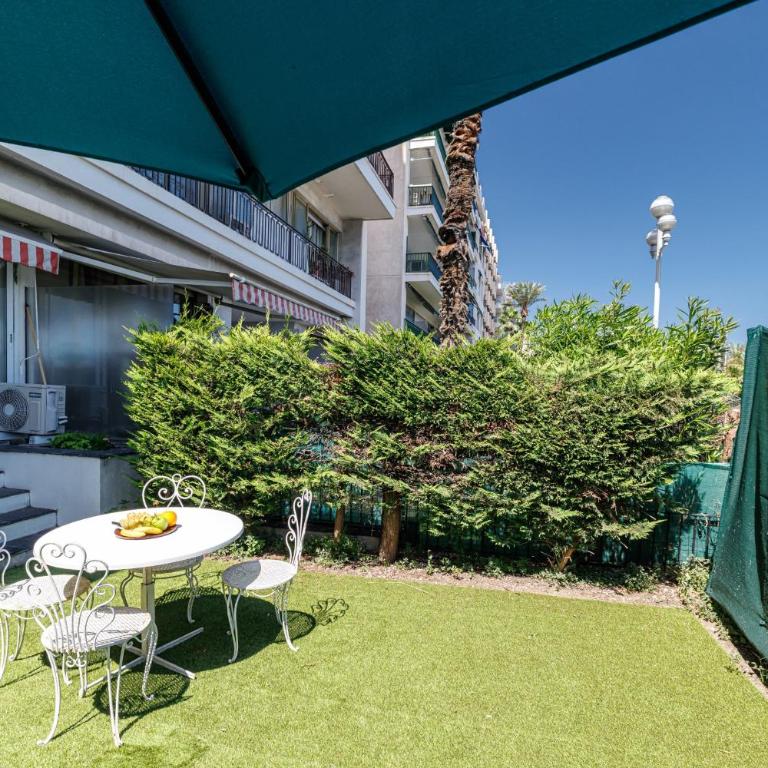 PROM 193-C- Appartement en face de la mer 2 Chambre avec terrasse et jardin - Appartement - 35