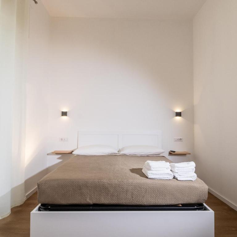My Holiday Olbia Rooms&Lounge by Rentbeat - Deluxe Double Room with Balcony - 14