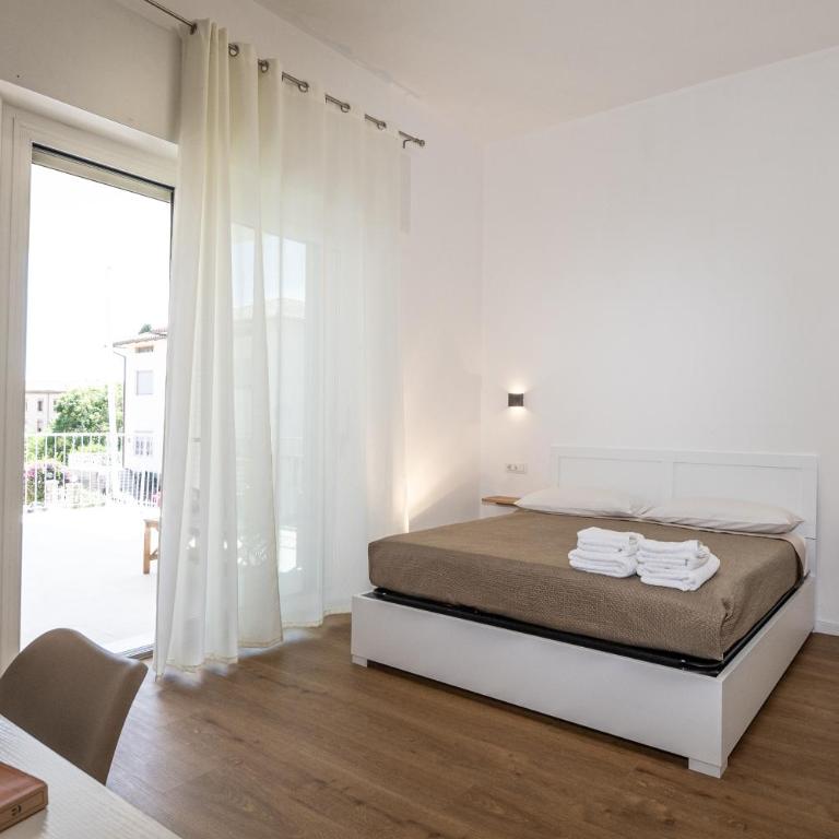 My Holiday Olbia Rooms&Lounge by Rentbeat - Deluxe Double Room with Balcony - 1