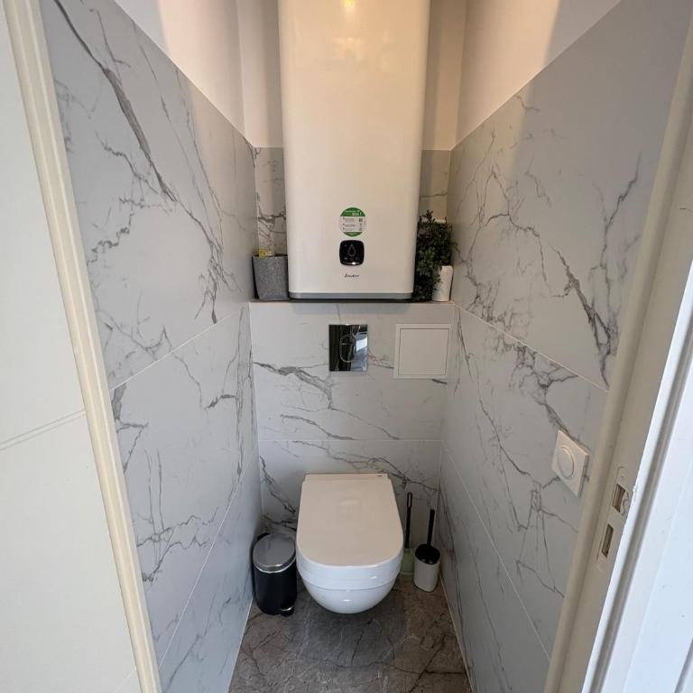Modern apartment, air conditioning, balcony Nice Liberation - One-Bedroom Apartment - 14