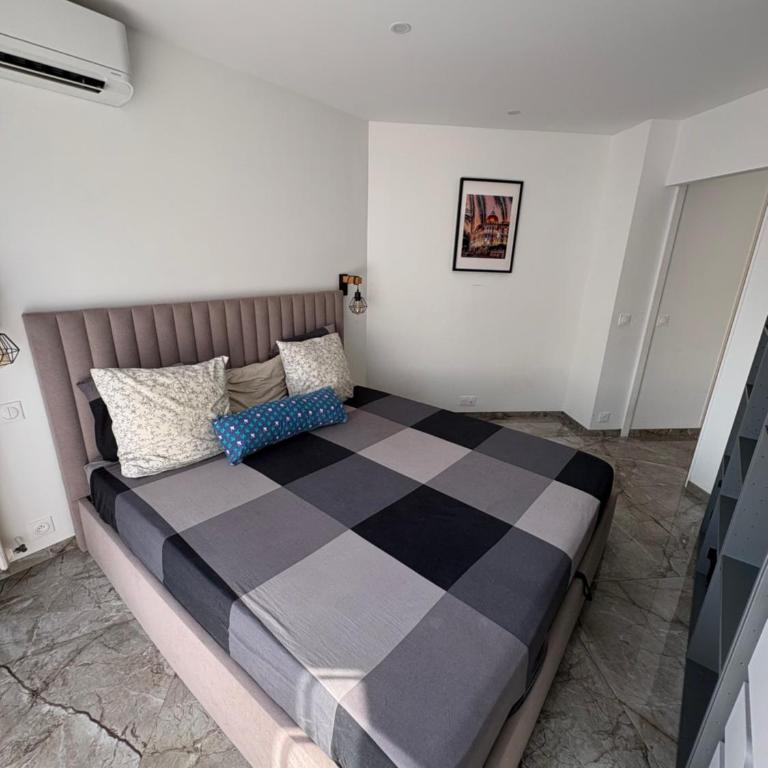 Modern apartment, air conditioning, balcony Nice Liberation - One-Bedroom Apartment - 5