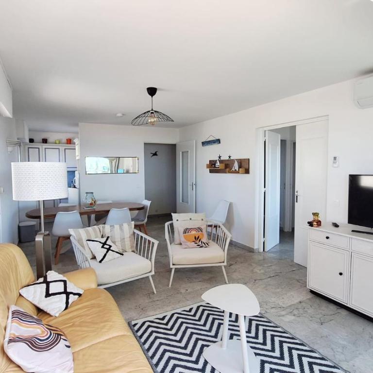 Appartement de 92 m2 climatisé face à la mer avec garage - Apartment mit 3 Schlafzimmern - 6
