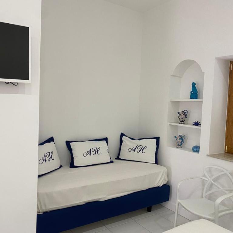 Helmirage Luxury Sorrento - Premium Quadruple Room - 1