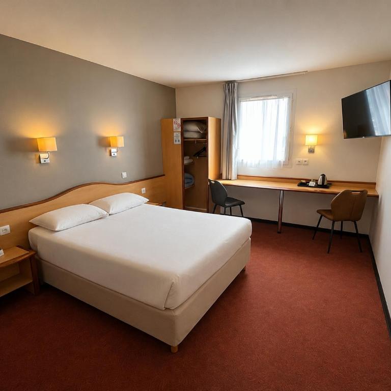 Brit Hotel Confort Montauban - Chambre Double Standard - 18