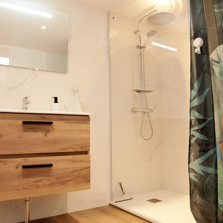 Suite indépendante avec terrasse - Clim & Parking Public gratuit à proximité - Apartment mit 1 Schlafzimmer - 10