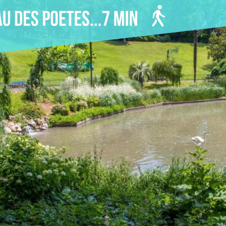 Célestin - Charming Historic Stone Duplex with Private Patio & Air Conditioning - Appartement 3 Chambres - 24