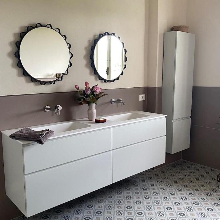 Private Staffed Tuscan Estate with large pool 5 min from Siena - Villa - 7