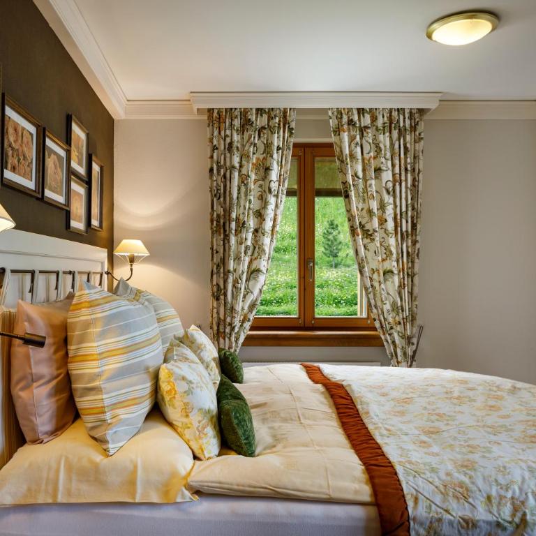 Eiger Mürren Swiss Quality Hotel - One-Bedroom Suite with Eiger mountain view - 4