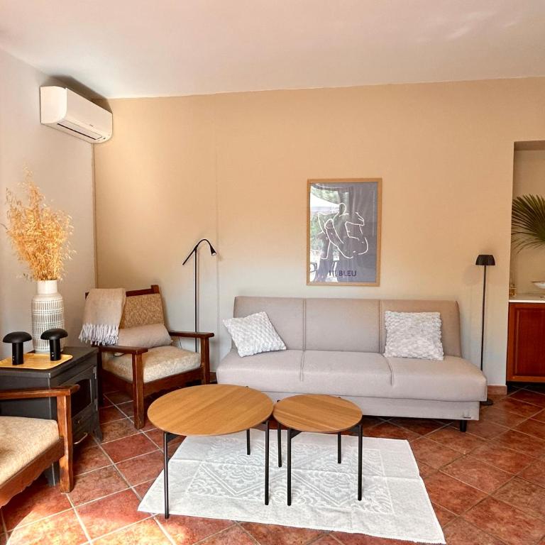 Tra Mare e Ulivi - Casa con 3 Camere da Letto - 10