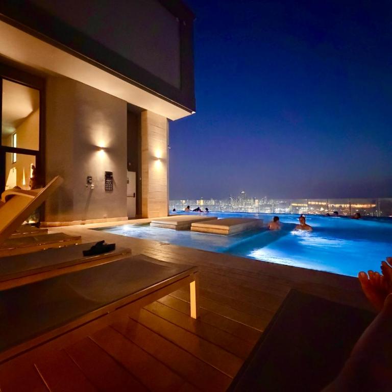 Brand NEW! Ocean front,City 360Views 26FL,FREE Airport pick up by IMZ - Two-Bedroom Apartment - 61