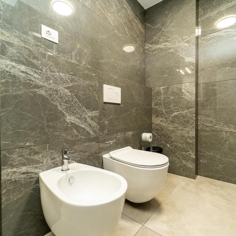 ImmobiliaRent - Santa Sofia apartment A - Appartamento con 2 Camere da Letto - 4