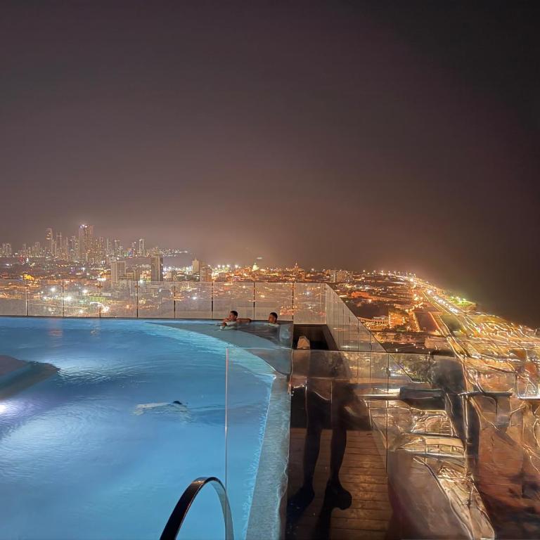 NEW! Ocean & City 360views 25FL FREE Airport pick up BY IMZ - Two-Bedroom Apartment - 90