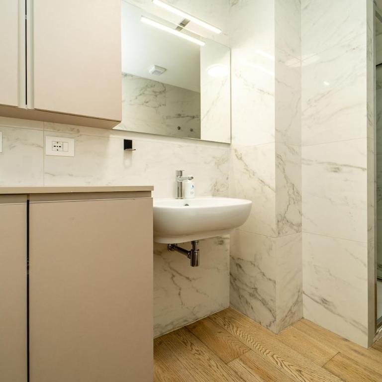 ImmobiliaRent Santa Sofia Apartment B - Appartamento con 1 Camera da Letto - 3