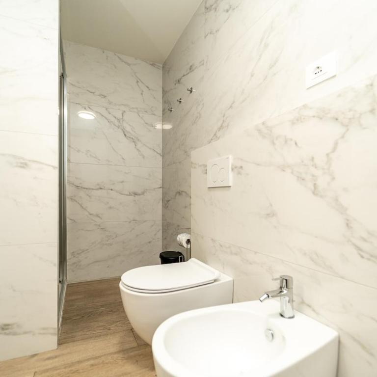 ImmobiliaRent Santa Sofia Apartment B - Appartamento con 1 Camera da Letto - 13