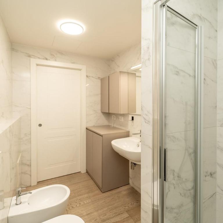 ImmobiliaRent Santa Sofia Apartment B - Appartamento con 1 Camera da Letto - 14