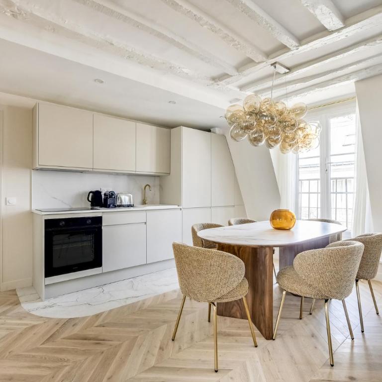 Pick A Flat's Apartment in Champs-Elysées - Rue Ponthieu - Appartement 3 Chambres - 8
