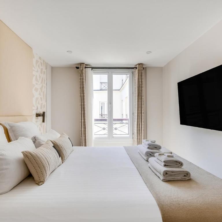 Pick A Flat's Apartment in Champs-Elysées - Rue Ponthieu - Appartement 3 Chambres - 28