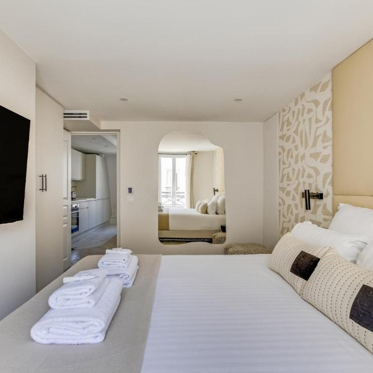 Pick A Flat's Apartment in Champs-Elysées - Rue Ponthieu - Appartement 3 Chambres - 29