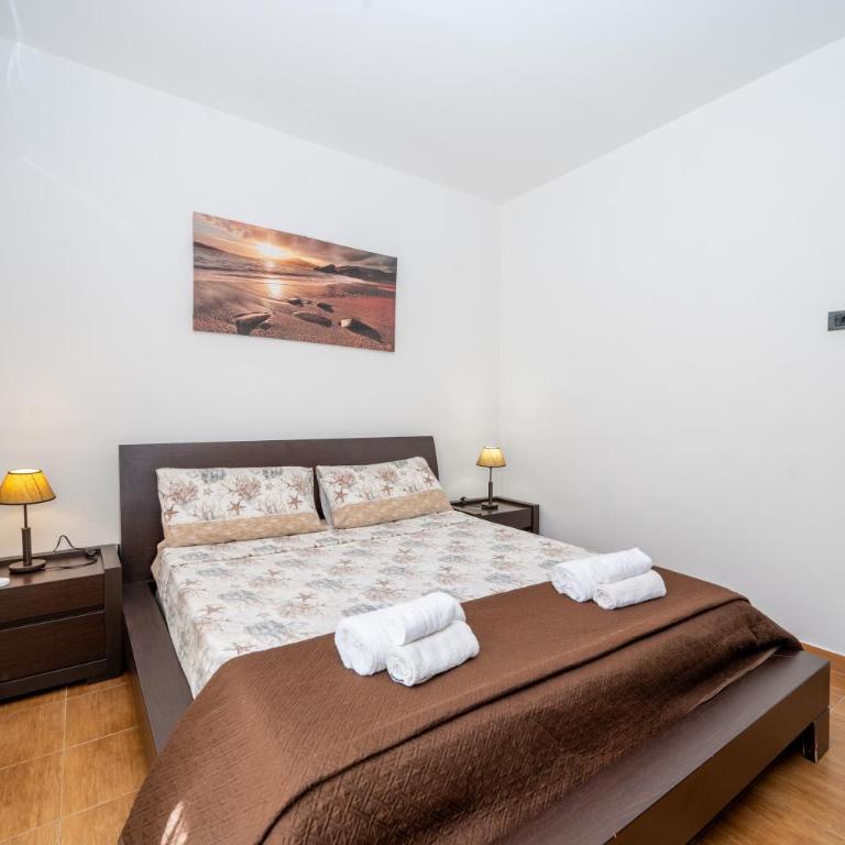 Appartamento Bouganville - Appartamento Deluxe con 2 Camere da Letto e Vista Giardino - 11