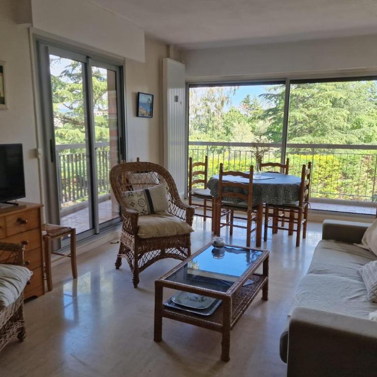 Appartement avec piscine à Mandelieu-la-Napoule - Appartement - 10