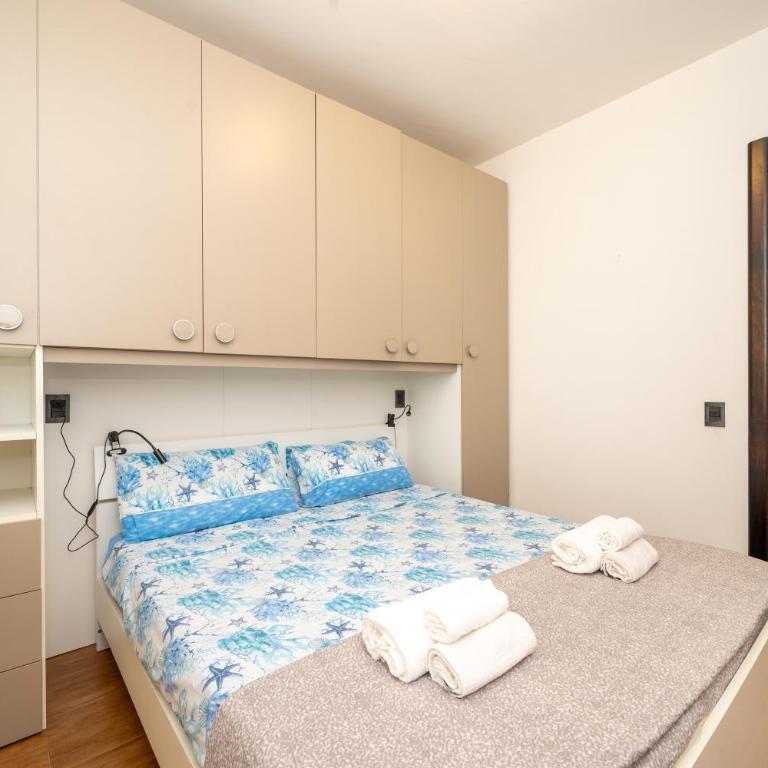 Appartamento Bouganville - Appartamento Deluxe con 2 Camere da Letto e Vista Giardino - 13