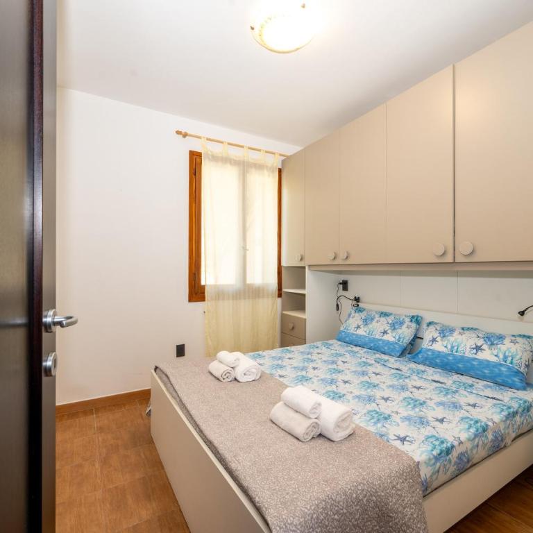 Appartamento Bouganville - Appartamento Deluxe con 2 Camere da Letto e Vista Giardino - 12
