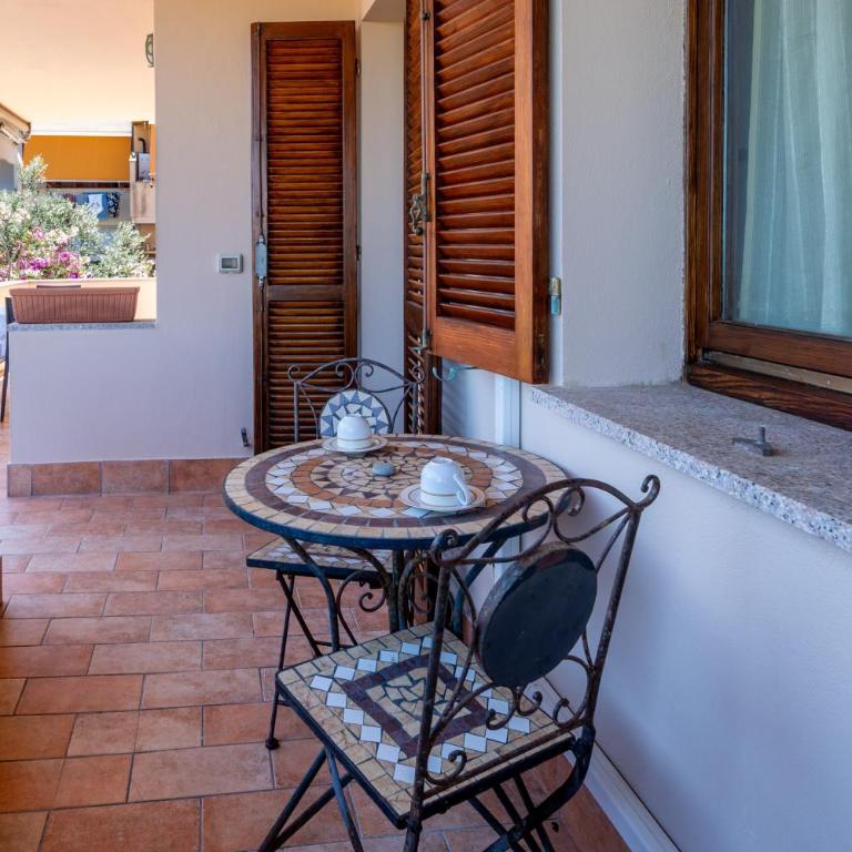 Appartamento Bouganville - Appartamento Deluxe con 2 Camere da Letto e Vista Giardino - 20