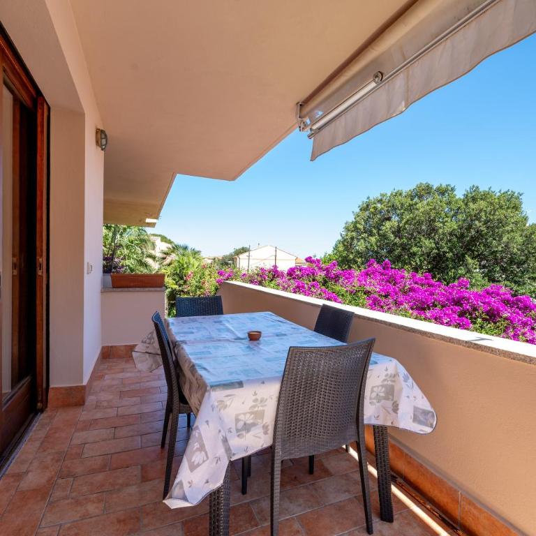 Appartamento Bouganville - Appartamento Deluxe con 2 Camere da Letto e Vista Giardino - 1