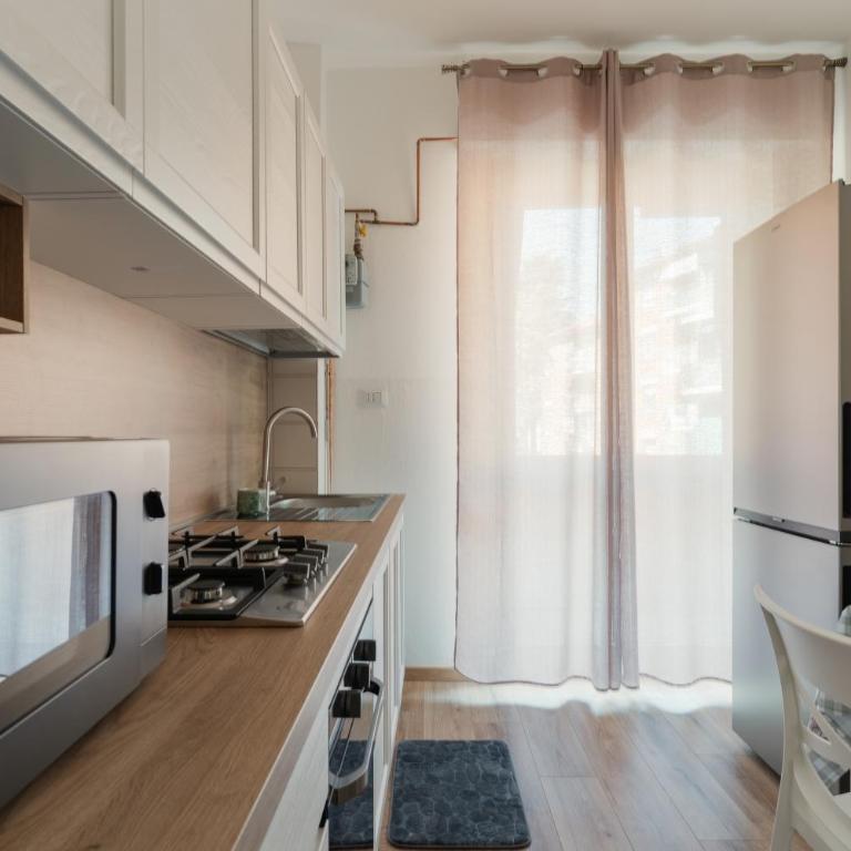 GuestHost - Cozy Balcony Flat Milano Comasina MM3 - Two-Bedroom Apartment - 4