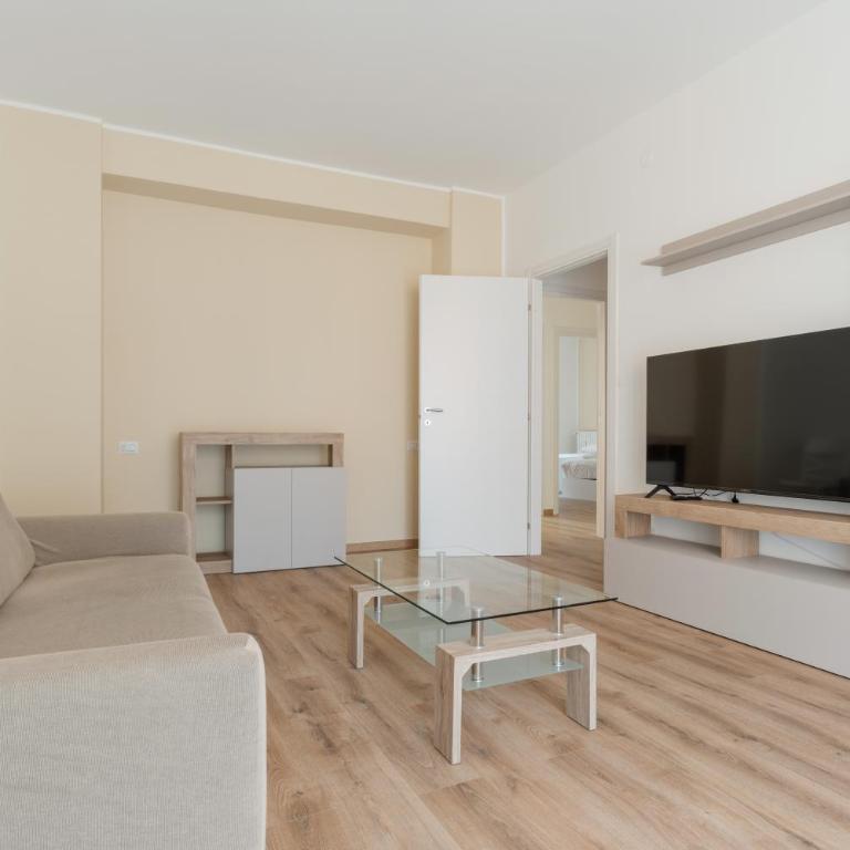 GuestHost - Cozy Balcony Flat Milano Comasina MM3 - Two-Bedroom Apartment - 6