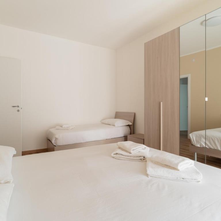 GuestHost - Cozy Balcony Flat Milano Comasina MM3 - Two-Bedroom Apartment - 14