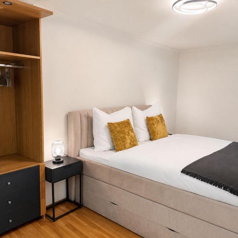 Aparthaus Dittelbach by Faraway Homes - Three-Bedroom Deluxe Apartment - 17