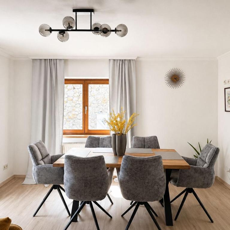 Aparthaus Dittelbach by Faraway Homes - Three-Bedroom Deluxe Apartment - 22