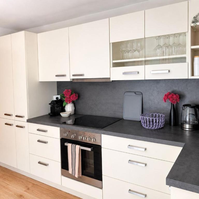 Aparthaus Dittelbach by Faraway Homes - Four-Bedroom Penthouse Apartment - 11