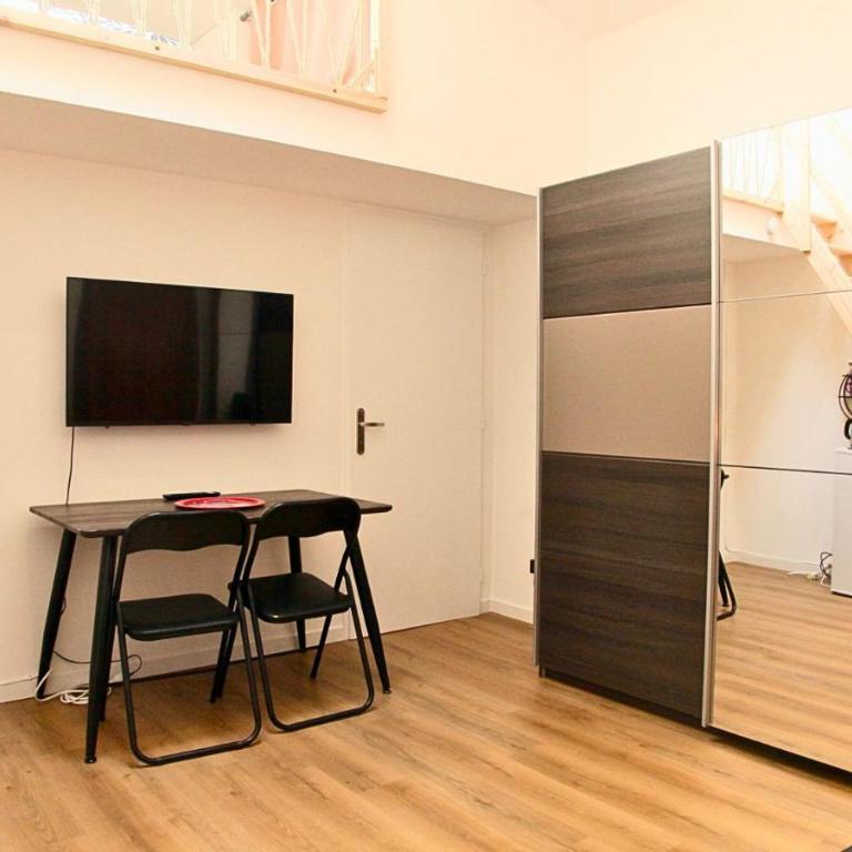 Suite indépendante avec terrasse - Clim & Parking Public gratuit à proximité - Apartment mit 1 Schlafzimmer - 21
