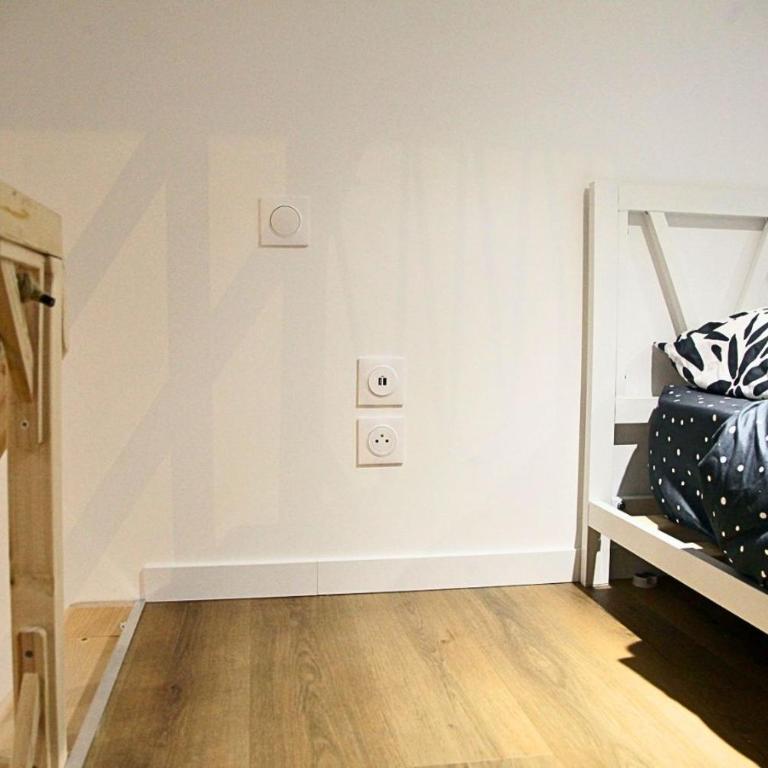 Suite indépendante avec terrasse - Clim & Parking Public gratuit à proximité - Apartment mit 1 Schlafzimmer - 27