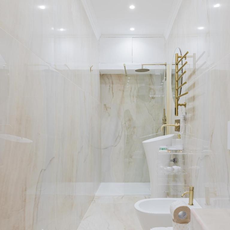 Heritage Verdi Apartment - Appartamento con 2 Camere da Letto - 3