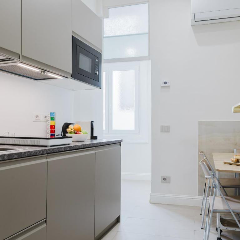 Heritage Verdi Apartment - Appartamento con 2 Camere da Letto - 4