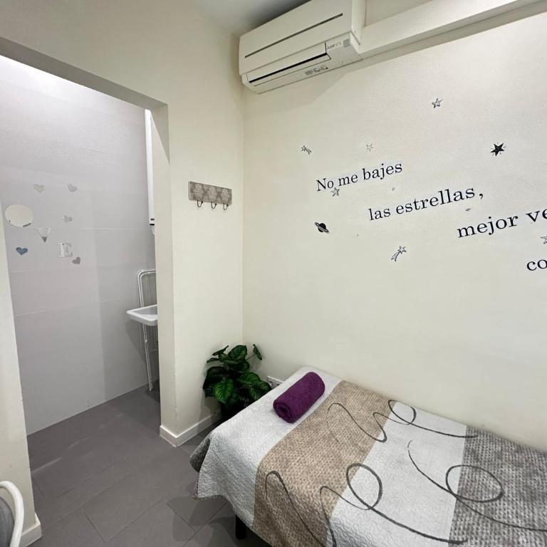 Carrer de Balmes, 86 - Habitación Individual con baño compartido - 3