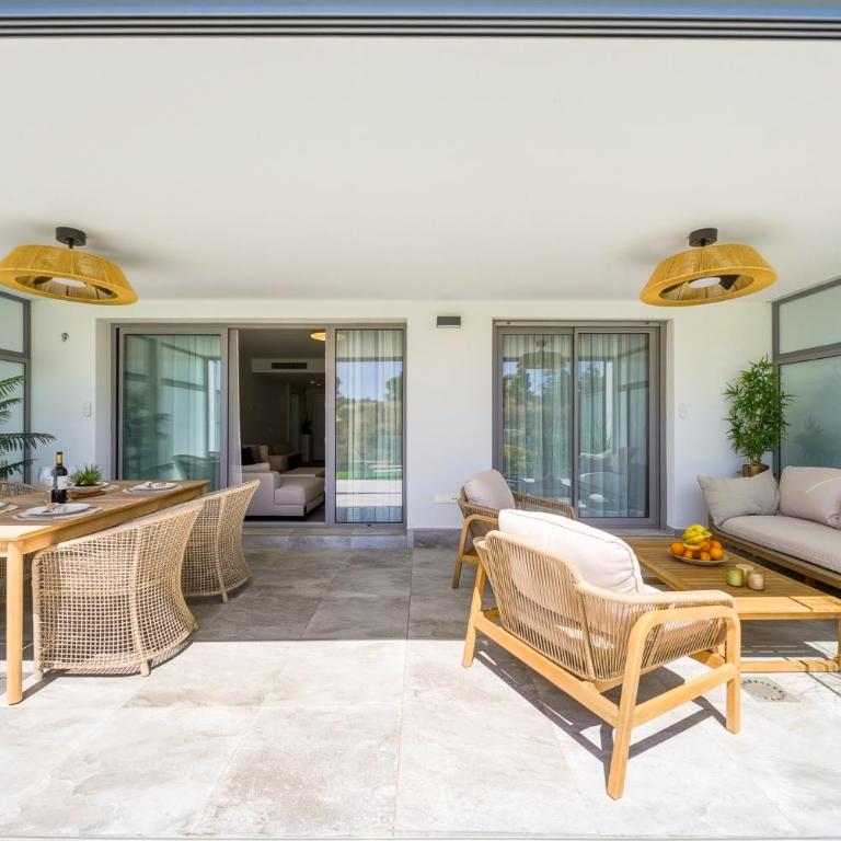 New apartment with a private garden and resort amenities - Apartamento de 2 dormitorios - 18